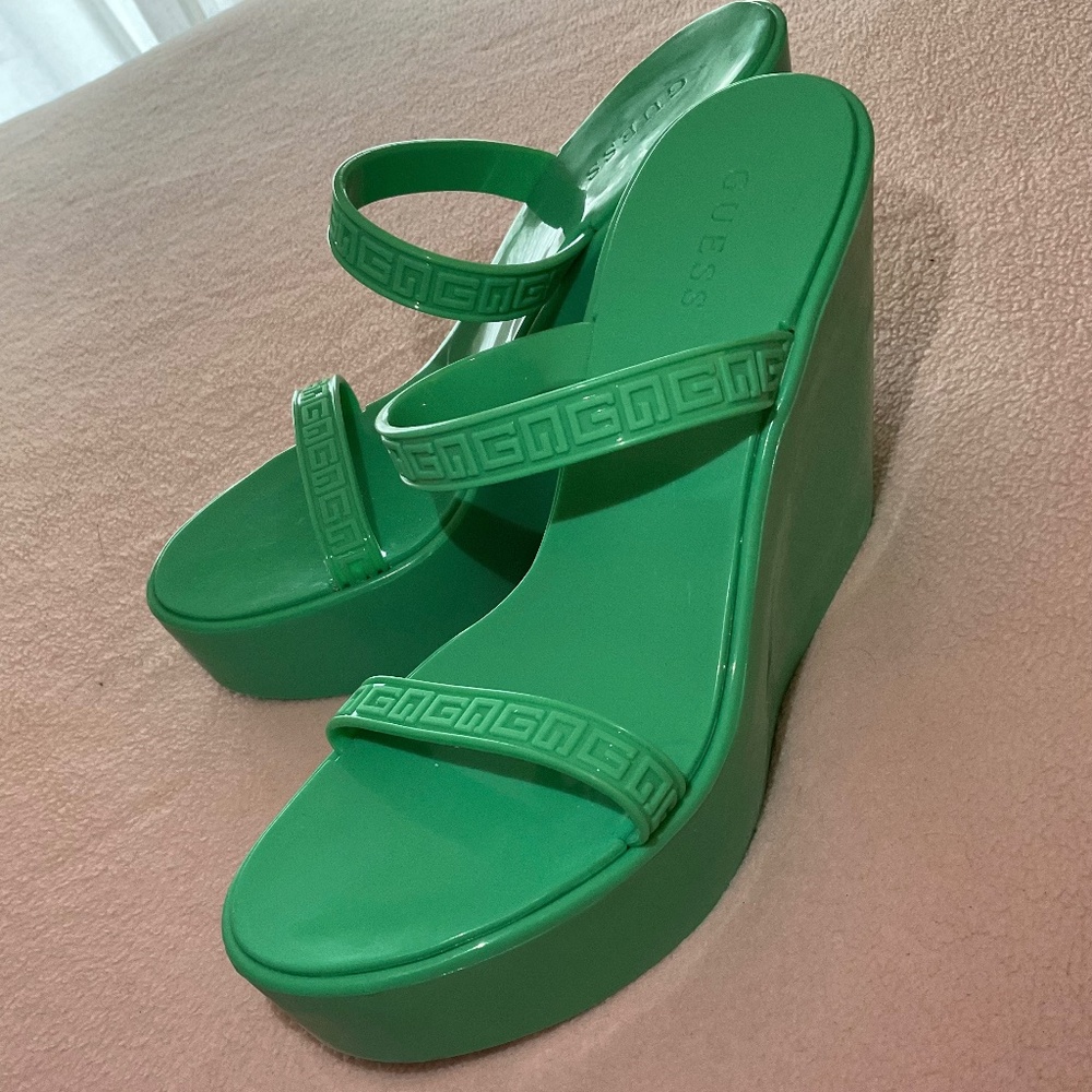 Green Guess Wedges